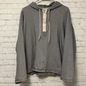 HOT COTTON. BLACK AND WHITE STRIPED. HOODED SWEATER SIZE XL